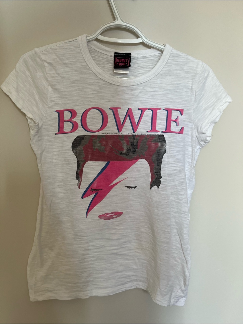 Bowie Short Sleeve Graphic Tee in White and Pink